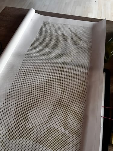 Customer review: Happy with the gold dot painting kit, the included pens and the good value for money.